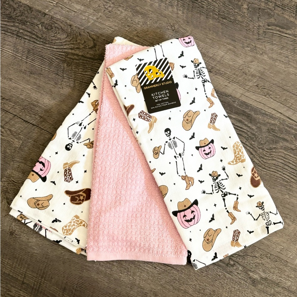 🩷💀Pink Halloween Dancing Skeleton Cowboy Hat Kitchen Towels